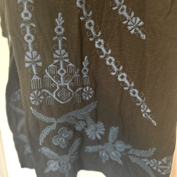 JOHNNY WAS - Biya Embroidered Kimono Blue/Black - Picture 8 of 8